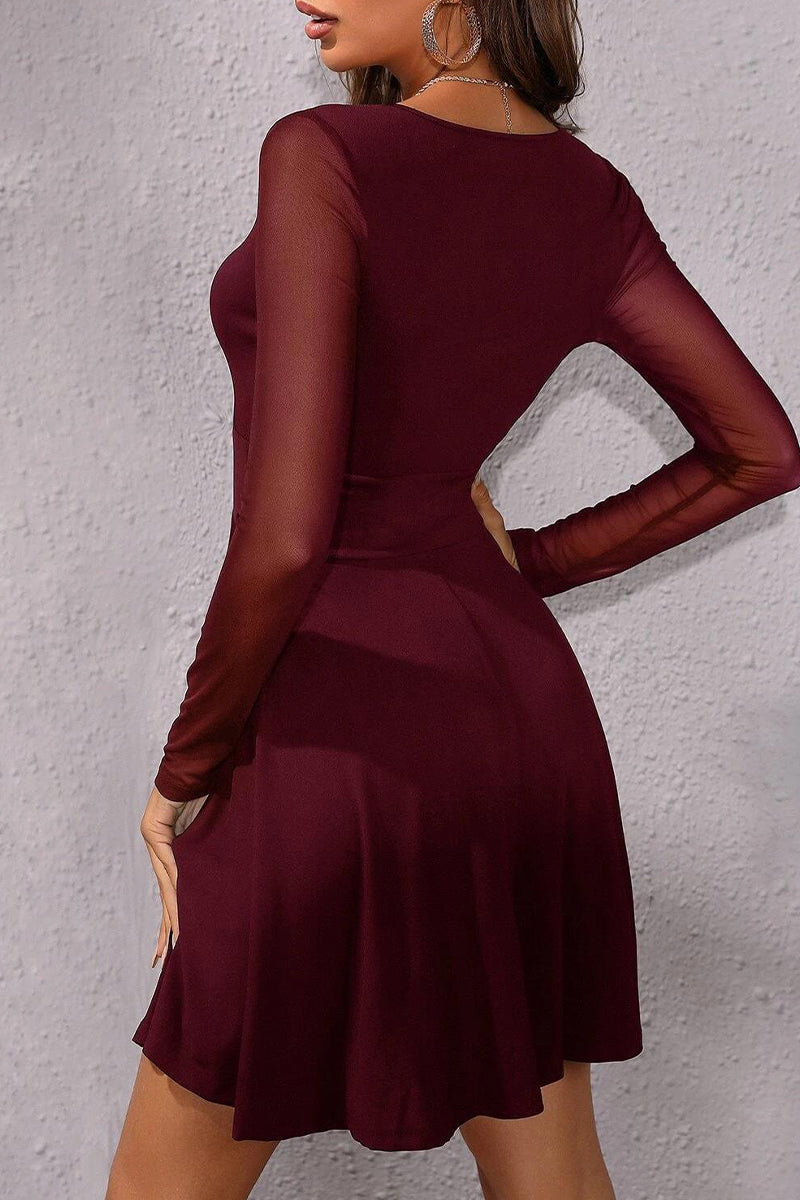 Levoire | Robe Plissée À Découpe En Réseau Élégante Unicolore