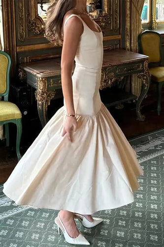 Levoire | Robe À Col En U À Volants Sexy Unie