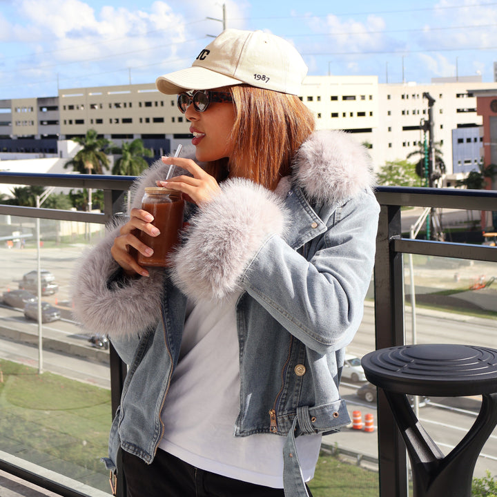 Levoire | Veste en denim à col en fausse fourrure