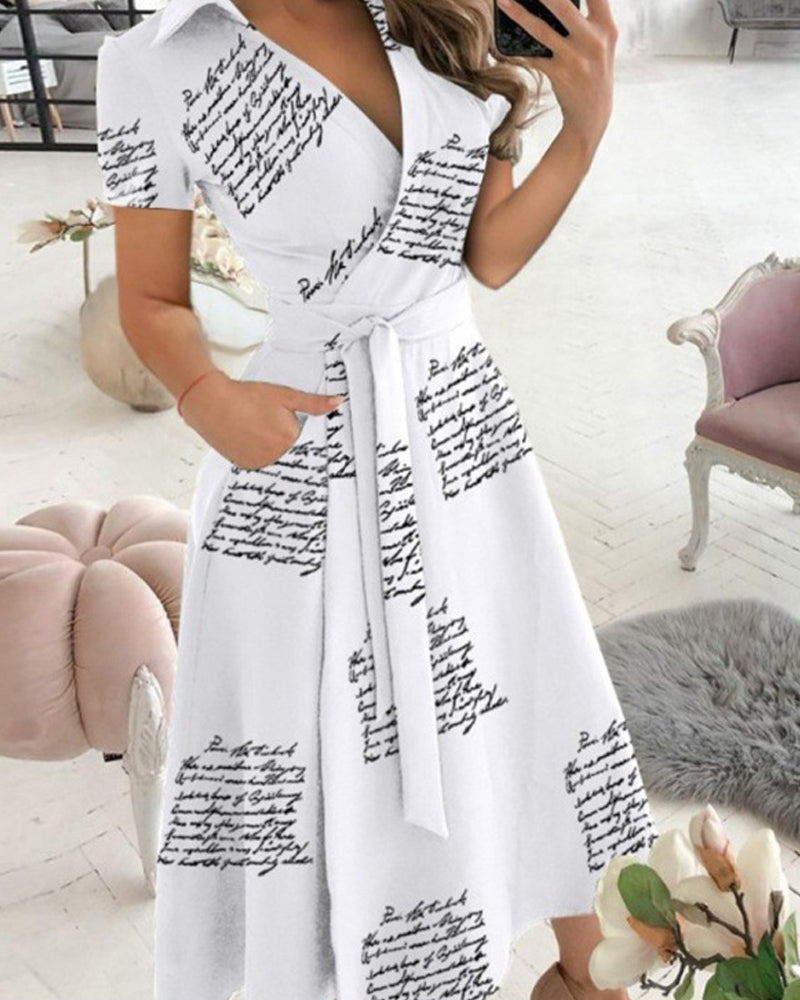 Levoire | Robe Évasée Avec Manches Courtes Et Style Décontracté Modèle de lettres