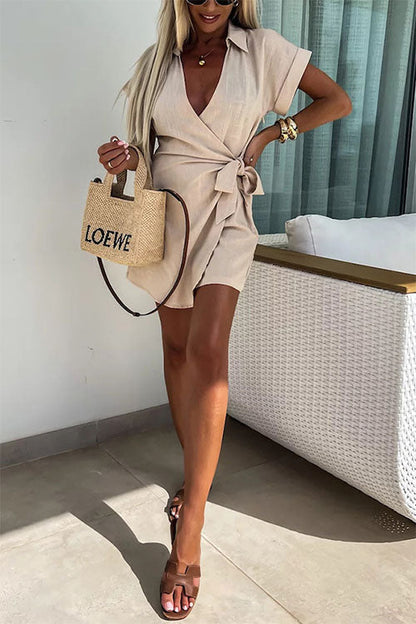 Levoire | Combinaison à manches courtes avec décolleté en V