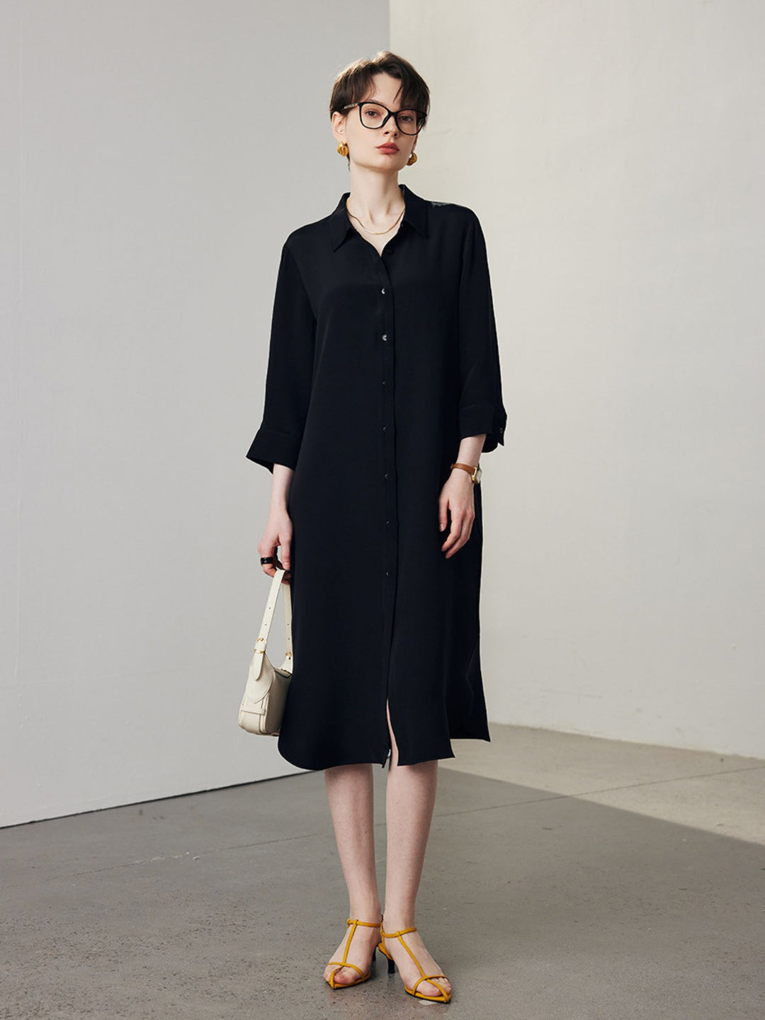 Robe Chemise en Soie Ceinturée
