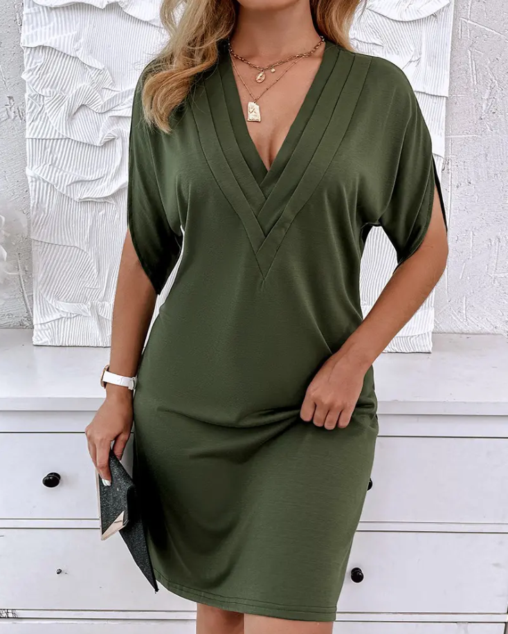 Levoire | Robe Élégante À Col En V Vert