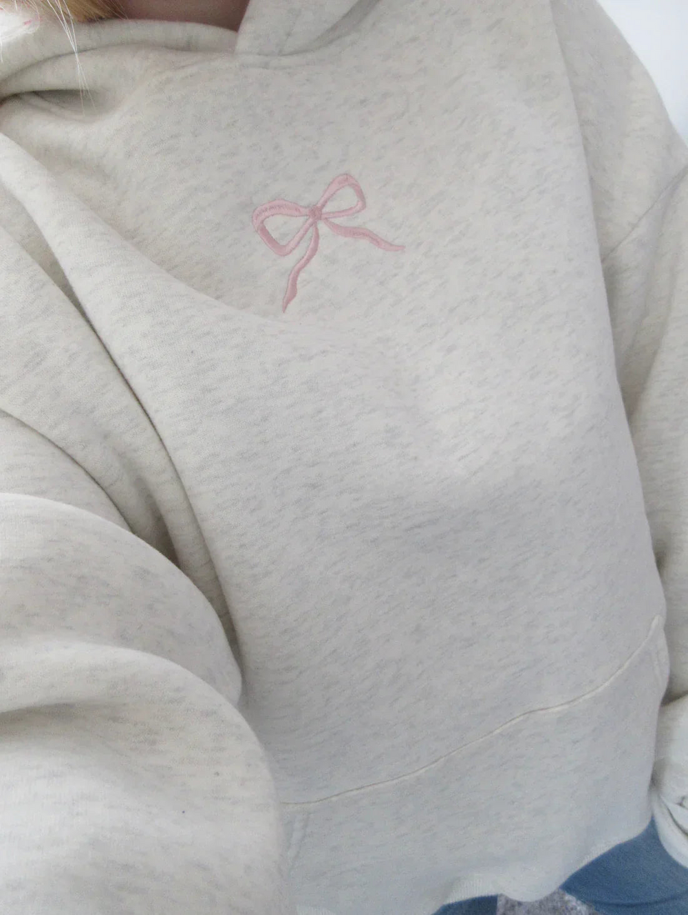 Levoire | Sweat à capuche pour femmes avec détail en nœud Sweat tendance avec capuche