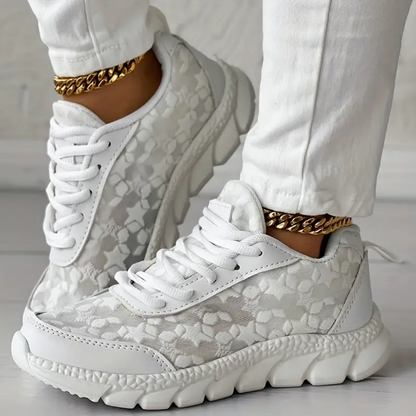 Levoire | Des pulls élégants et des baskets