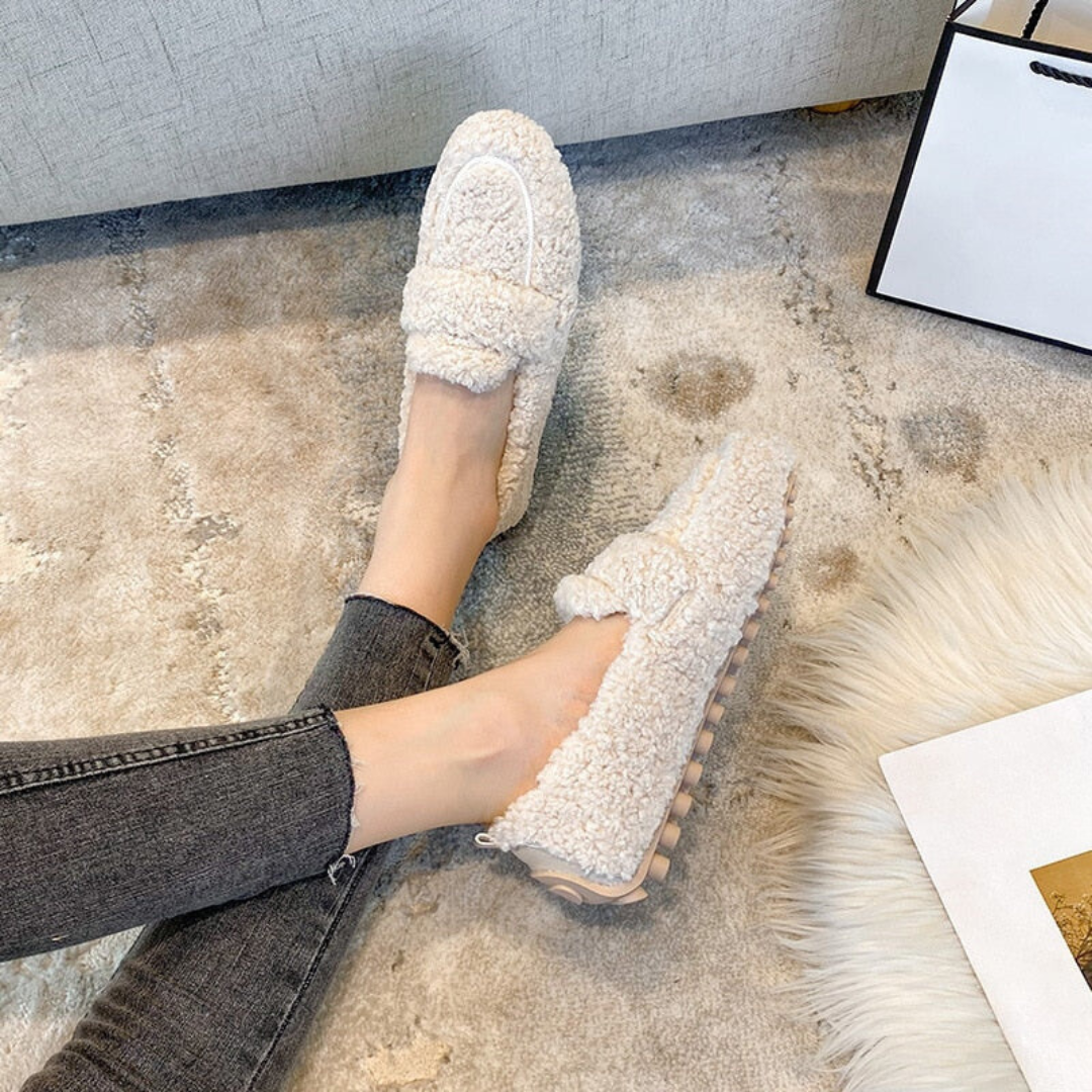 Levoire | Pantoufles En Peluche Beige