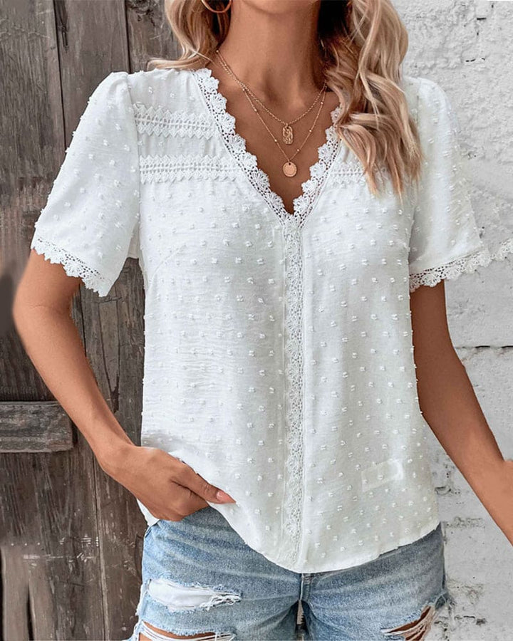 Levoire | Blouse En Dentelle Élégante Avec Décolleté En V Pour Femmes