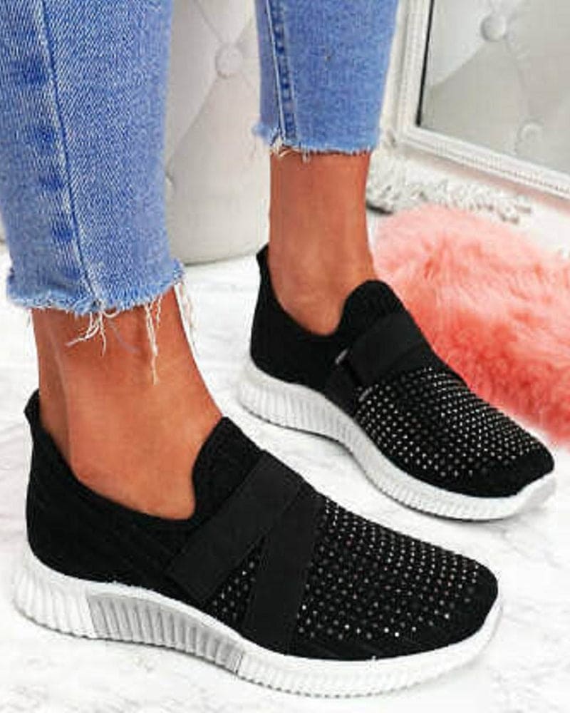 Levoire | Baskets D'Une Couleur Avec Des Perforations Chaudes Noir