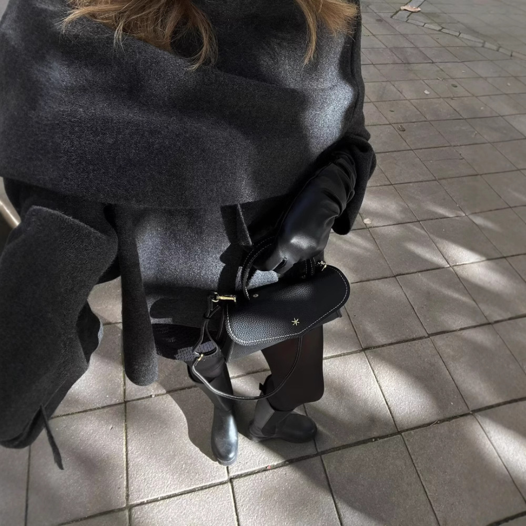 Levoire | Viral Robe De Cape