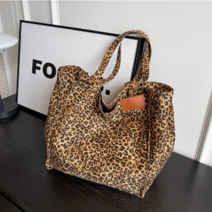 Levoire | Sac de voyage pour femmes léopard grand Braun 2