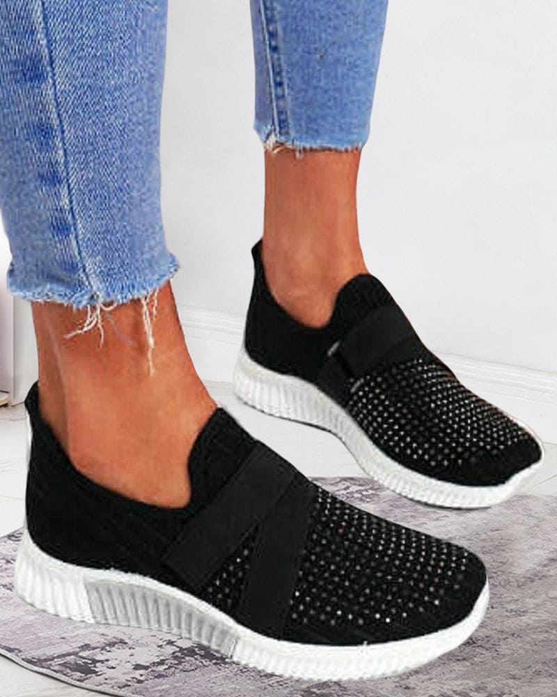 Levoire | Baskets D'Une Couleur Avec Des Perforations Chaudes