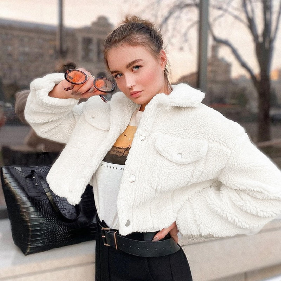 Levoire | Veste en laine courte pour femmes blanche Blanc