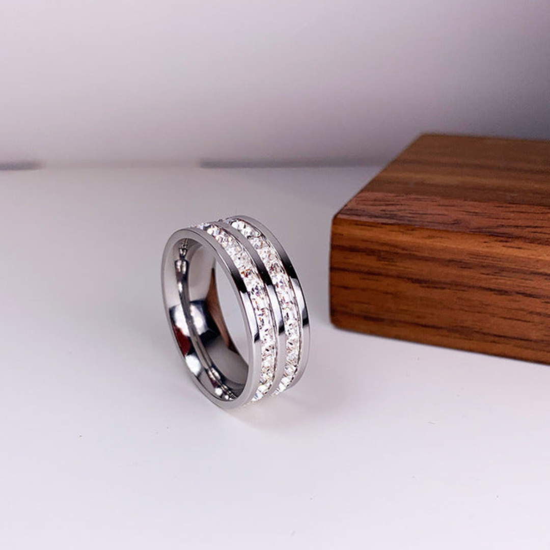 Levoire | Anneau En Zircon Cubique Encastré Élégant Or Argent