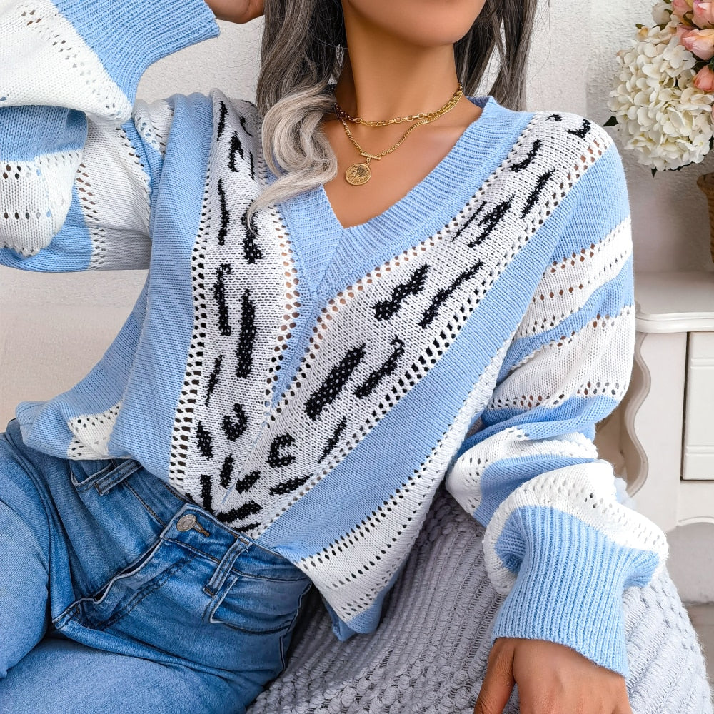 Levoire | Pull Élégant En Léopard Pour Femmes Avec Décolleté En V Bleu ciel
