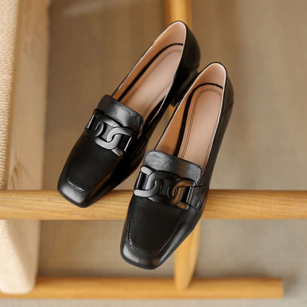 Levoire | Comfortable Shoes With A Medium Heel And Arch Support Sole