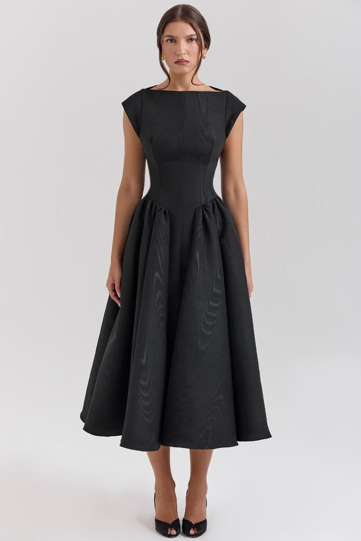 Levoire | Élégante Robe Intemporelle Pour Des Moments Spéciaux Noir (encore 6 pièces en stock)
