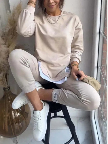 Levoire | Ensemble décontracté parfait en deux parties, avec un sweat à col ras du cou et un pantalon slim-fit