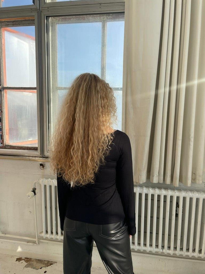 Levoire | Chemise Noire Avec Largeur Au Niveau Des Manches