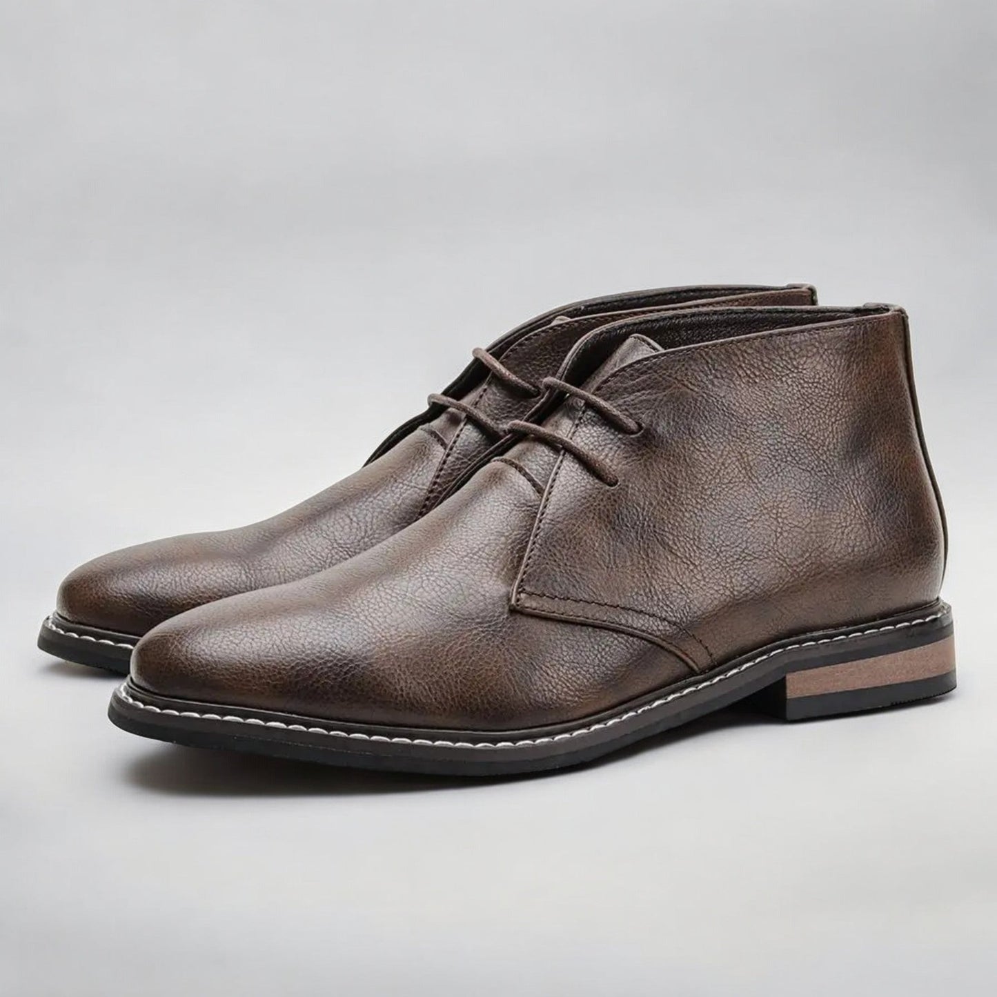 Levoire | Chaussures chukka dans un style intemporel Marron foncé
