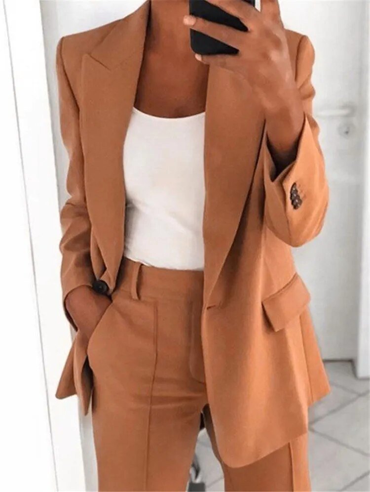Levoire | 2 Piece Blazer Suit Femme Braun