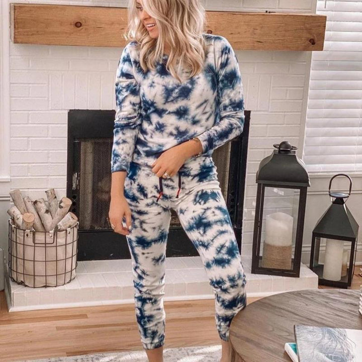 Ensemble de détente sportif pour femmes avec un design tie-dye unique et une coupe confortable Levoire