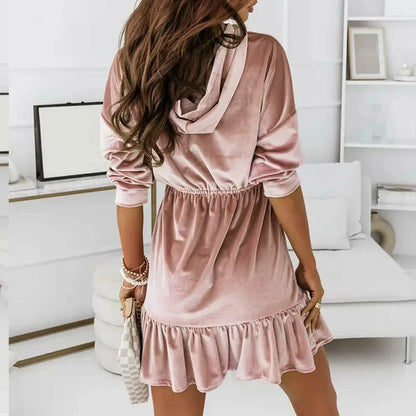 Levoire | courte à capuche en velours et manches longues