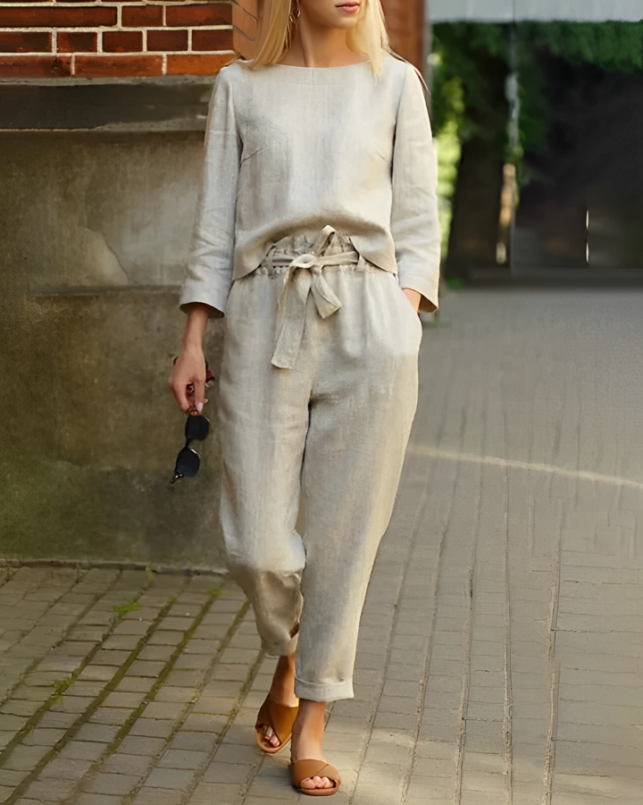 Levoire | Haut À Manches Longues Et Pantalon Avec Nœud Papillon Beige