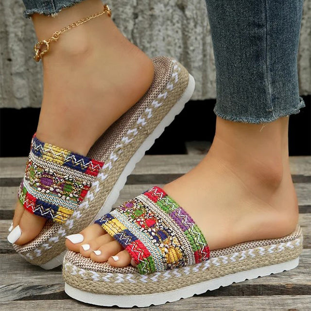 Levoire | Pantoufles De Luxe À Plateforme Boho Avec Détails Pour Femmes Bunt 1