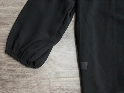 Levoire | Élégante Blouse Avec Décolleté En V