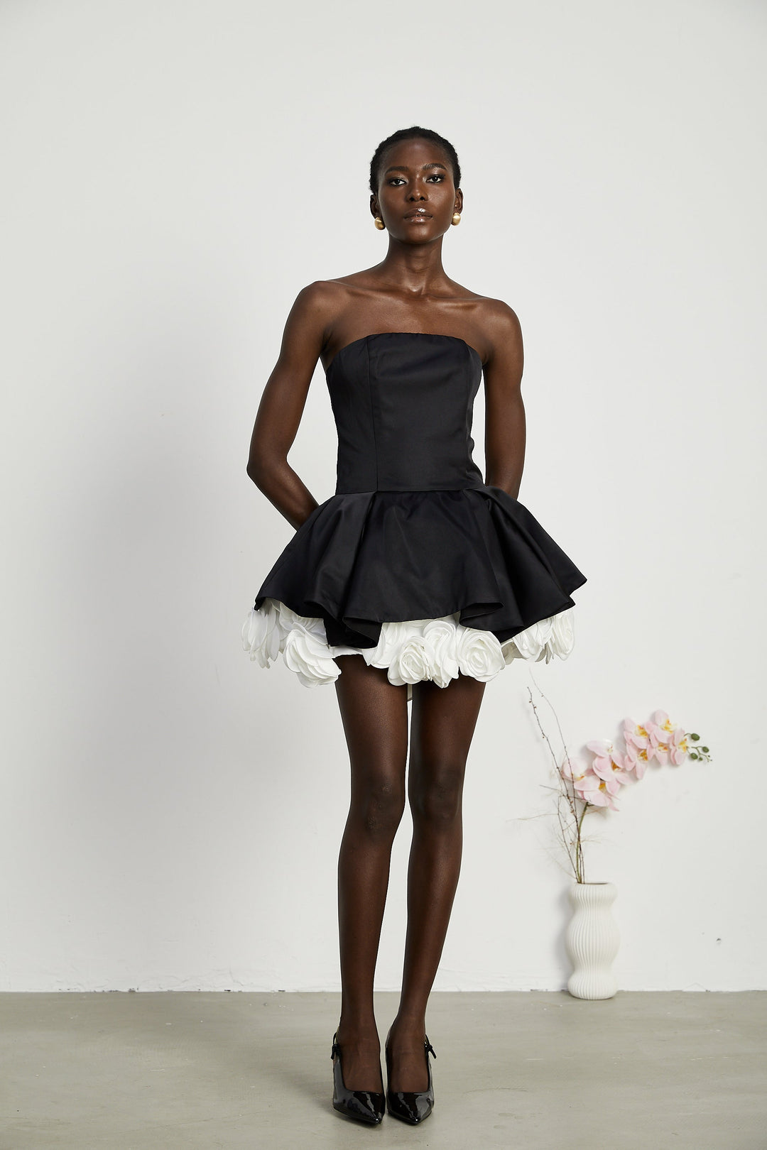Levoire | Robe Mini Corset Sans Bretelles Petal Noire