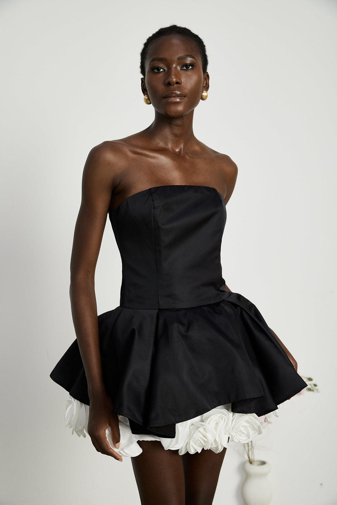 Levoire | Robe Mini Corset Sans Bretelles Petal Noire