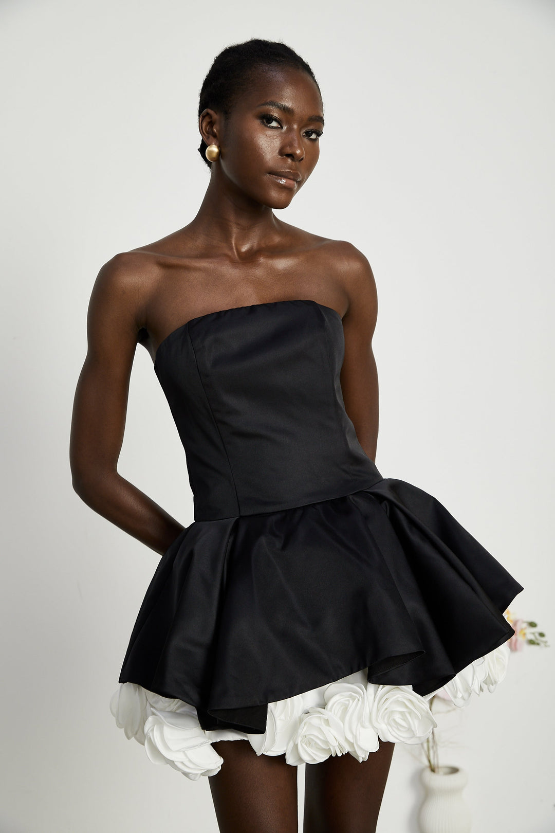 Levoire | Robe Mini Corset Sans Bretelles Petal Noire