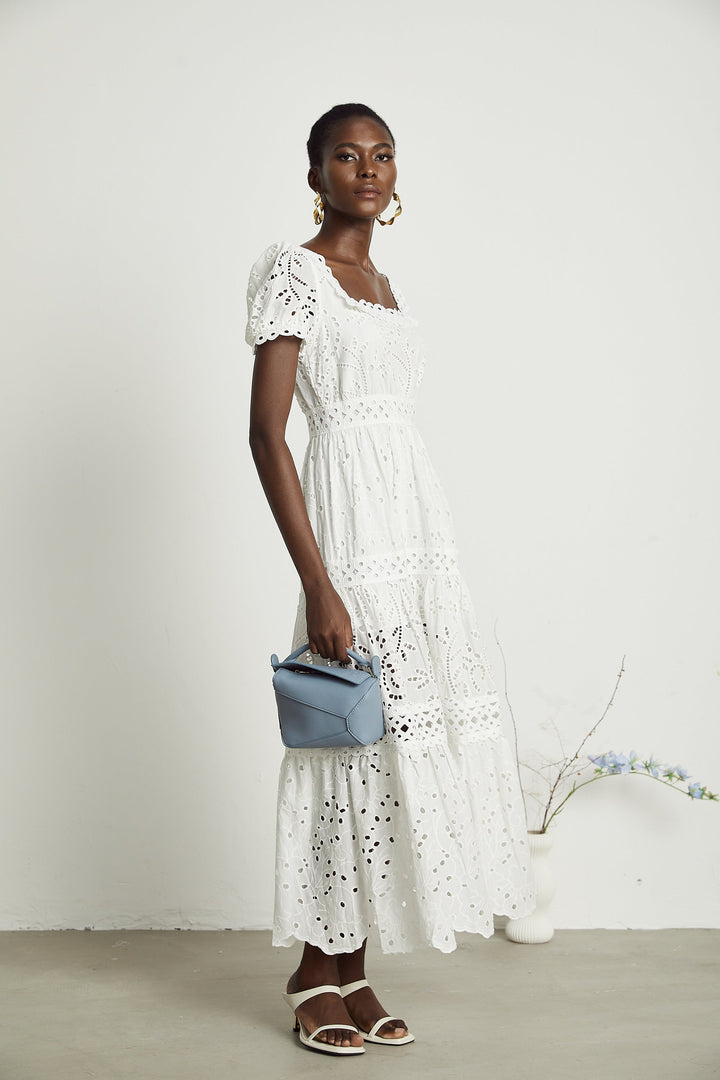 Levoire | Dentelle Découpée Semi Transparent Midi Robe
