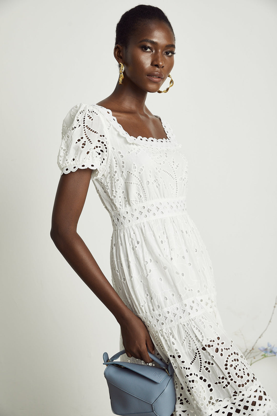 Levoire | Dentelle Découpée Semi Transparent Midi Robe