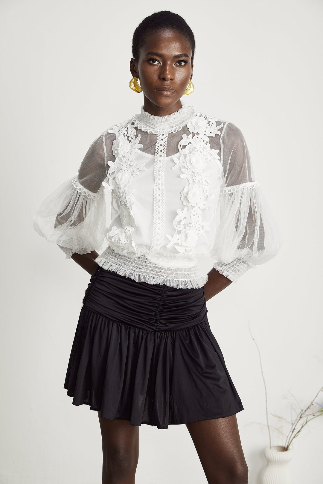 Levoire | Fleurs Top Semi-Transparent