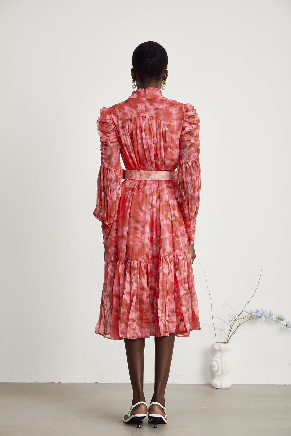 Levoire | Robe Midi Plissée Ornée De Papillon