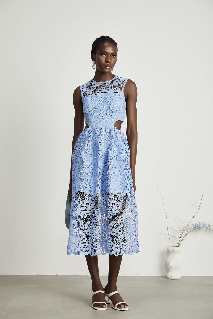 Levoire | Floral Brodé Semi Transparent Midi Robe