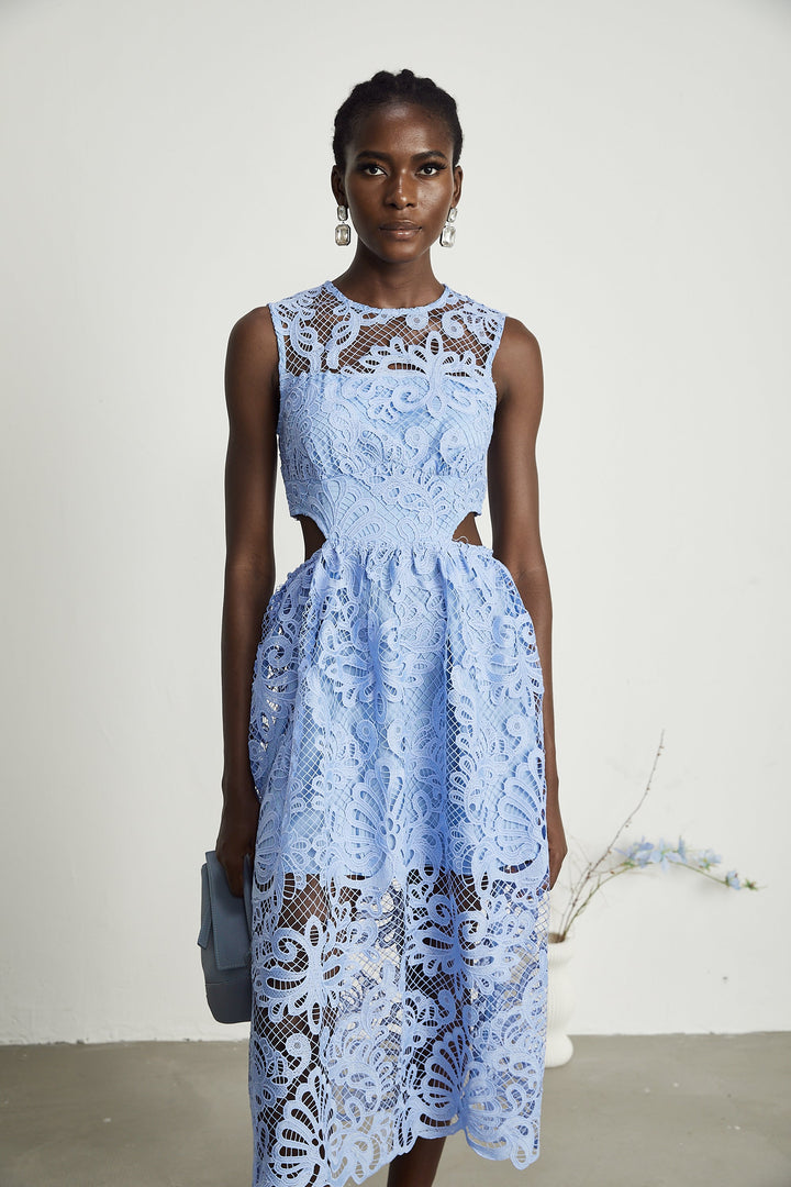 Levoire | Floral Brodé Semi Transparent Midi Robe