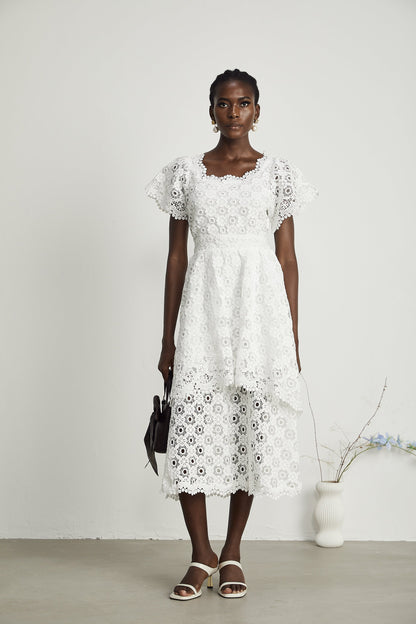 Levoire | Encolure En Dentelle Midi Robe À Couches