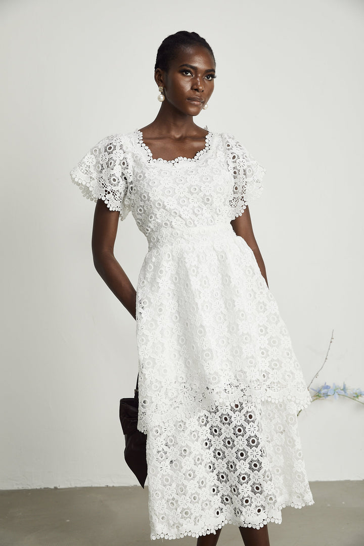 Levoire | Encolure En Dentelle Midi Robe À Couches