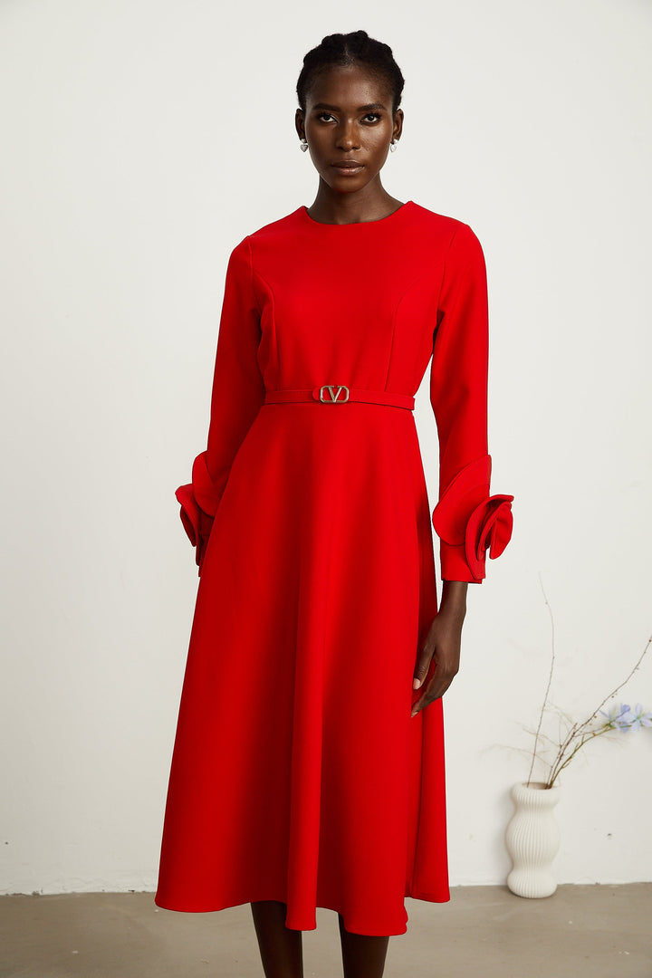 Levoire | Robe Rouge À Manches Longues Avec Décorations Florales