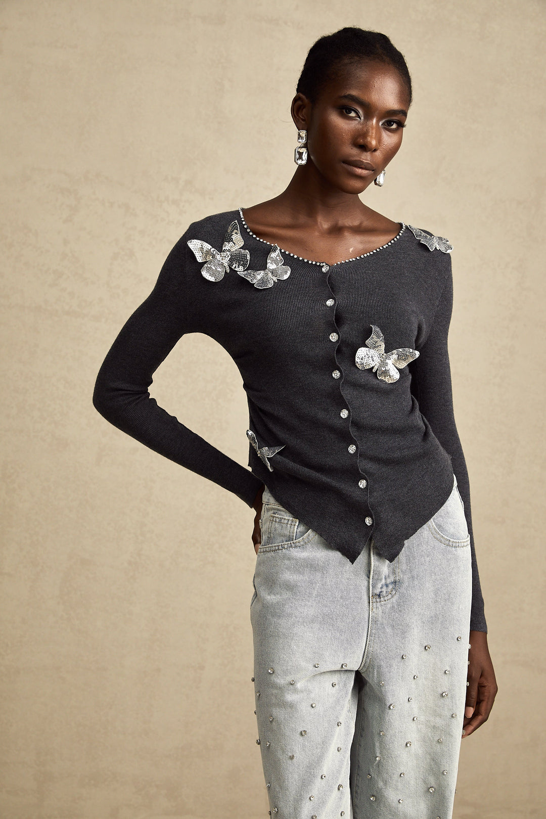 Levoire | Pull En Tricot Avec Motif Papillon En Paillettes Grises