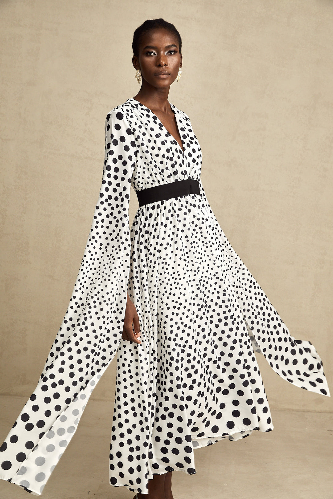 Levoire | Robe Midi À Manches Fendues À Pois Blancs