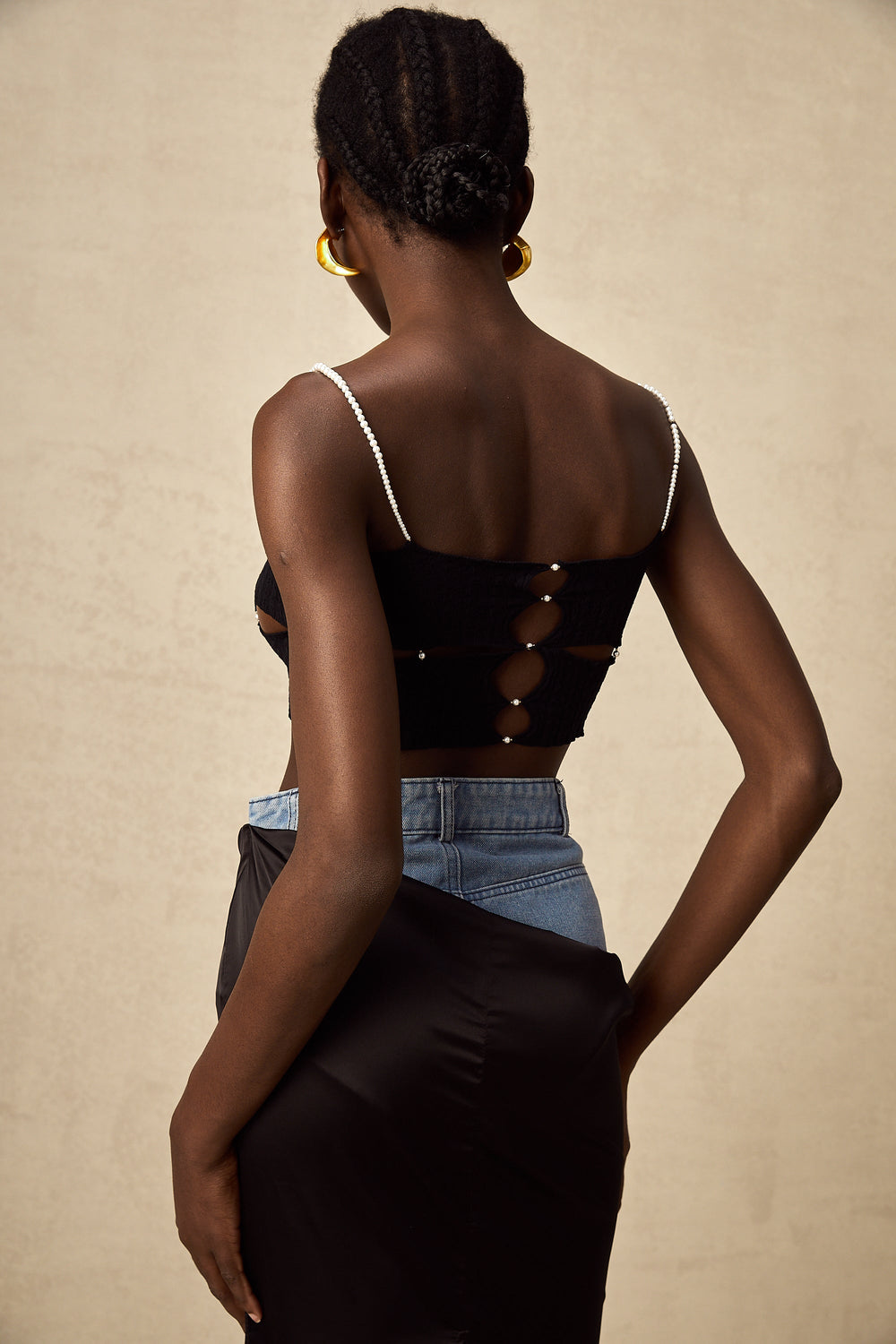 Levoire | Faux Perle Orné Découpe Top Court
