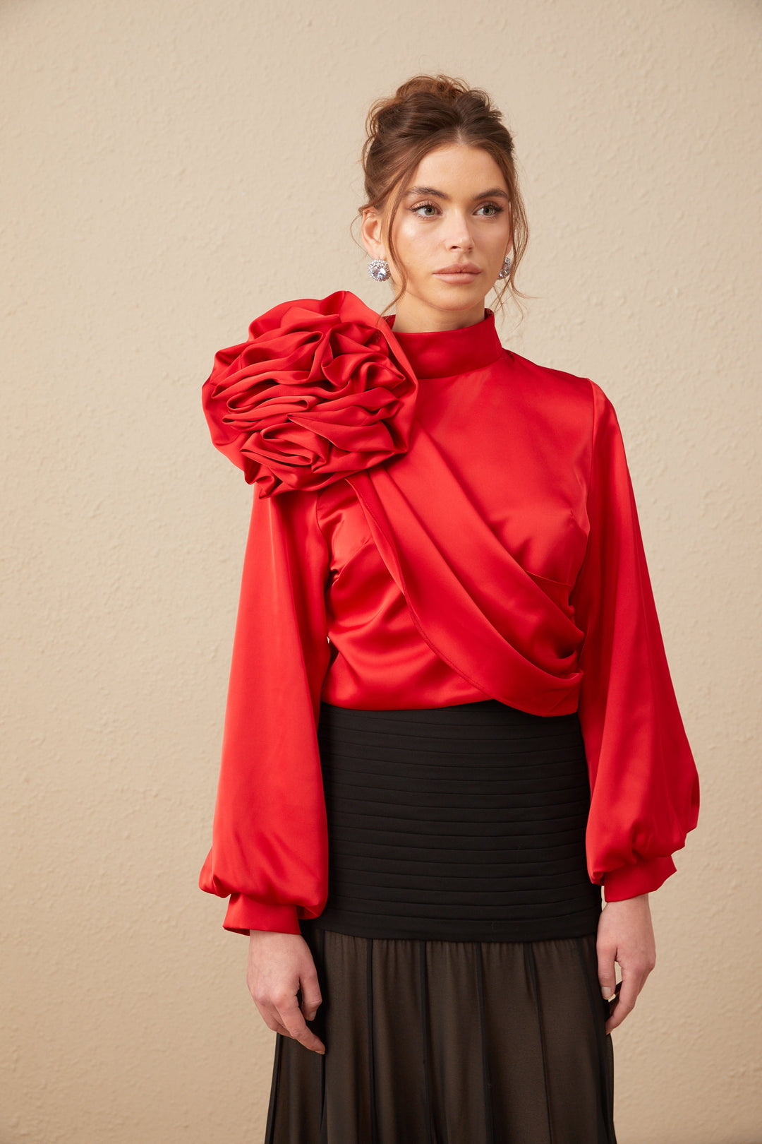 Levoire | Top Avec Application Florale Rouge