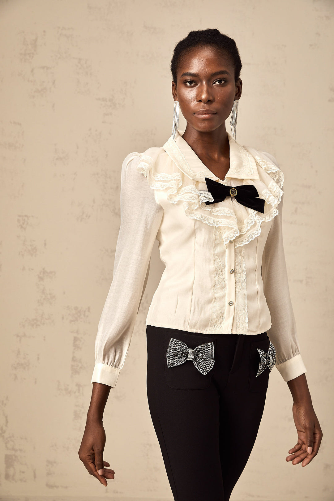 Levoire | Noeud Blanc Lié Shirt Avec Dentelle