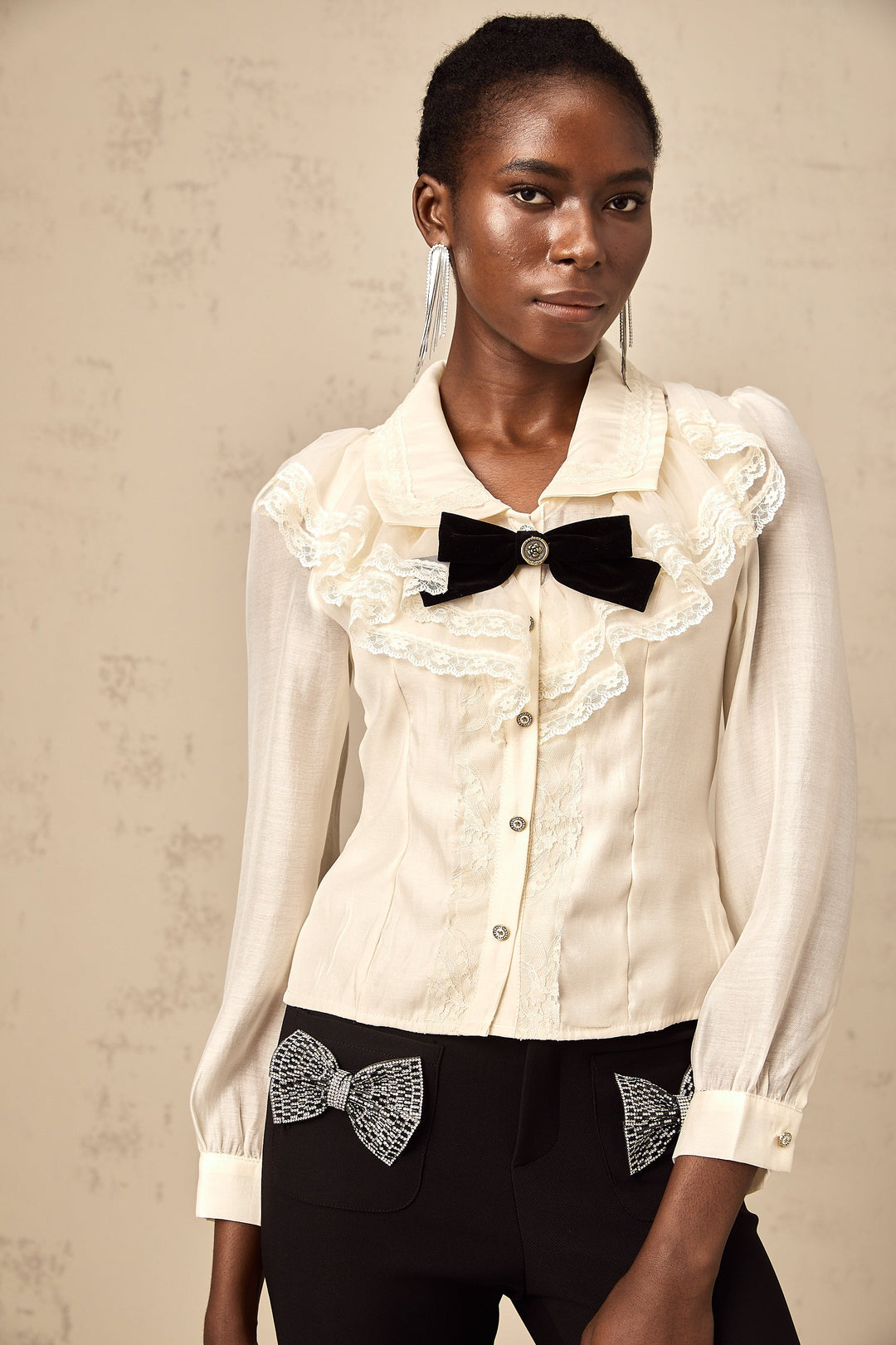Levoire | Noeud Blanc Lié Shirt Avec Dentelle