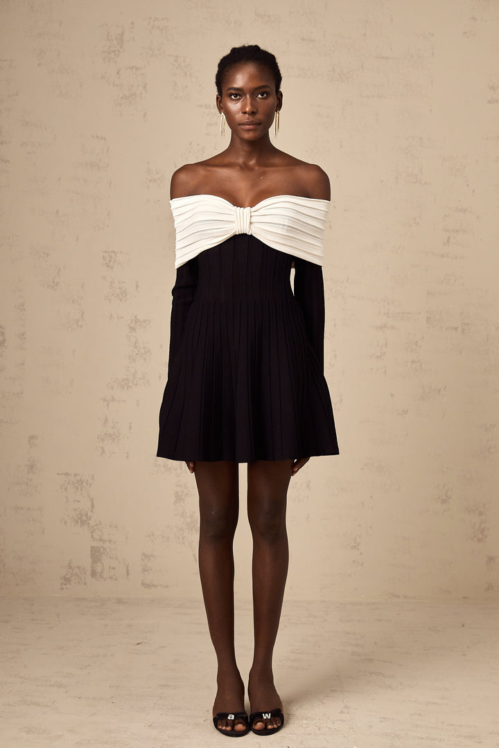 Levoire | Robe Mini En Tricot Noire À Épaules Dénudées Avec Nœud