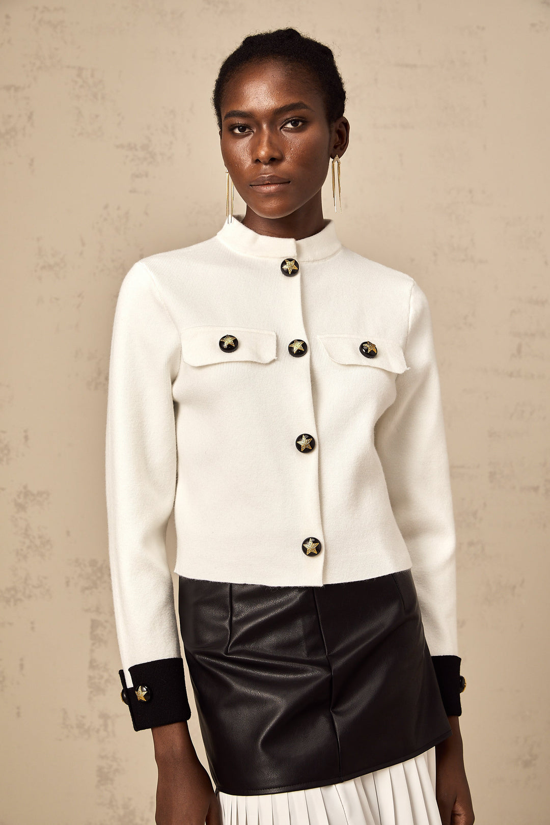 Levoire | Gilet Blanc En Tricot Avec Bord Contrasté