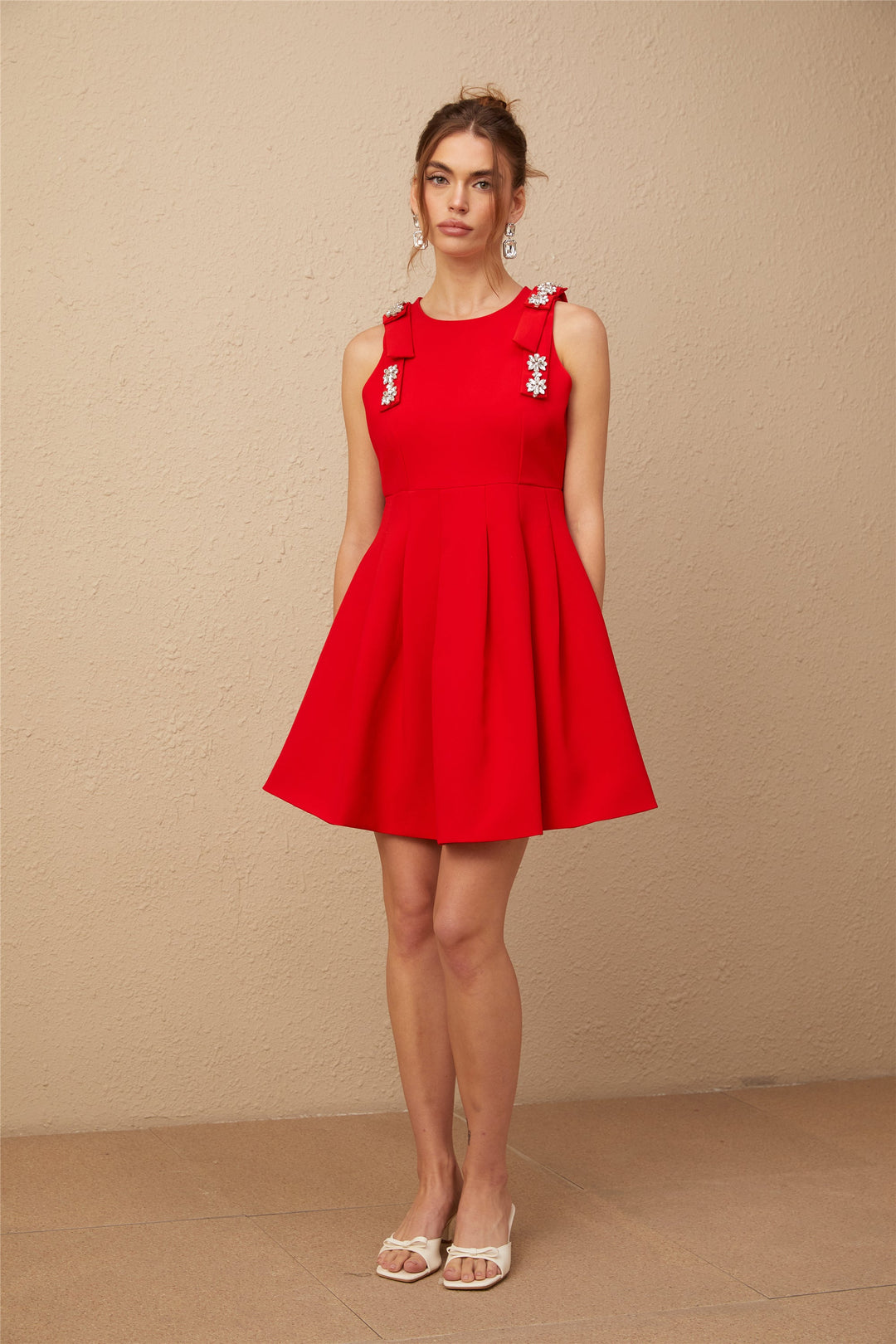 Levoire | Noeud Rouge Robe Mini Plissée Sans Manches
